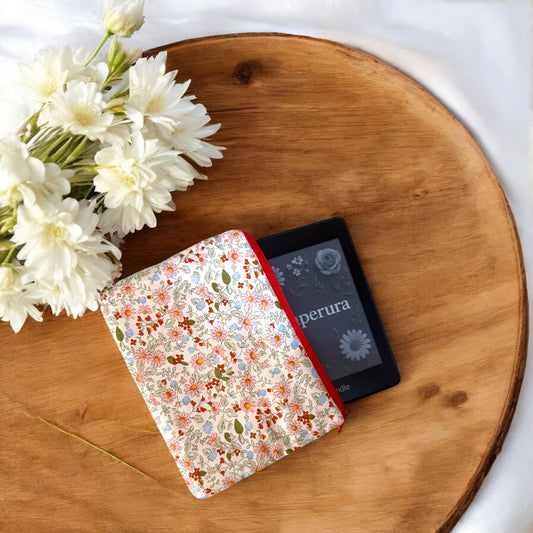 Kindle Cover Blooming Love