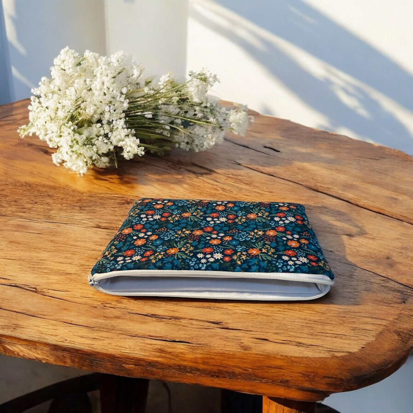 Kindle Cover Autumn Bloom