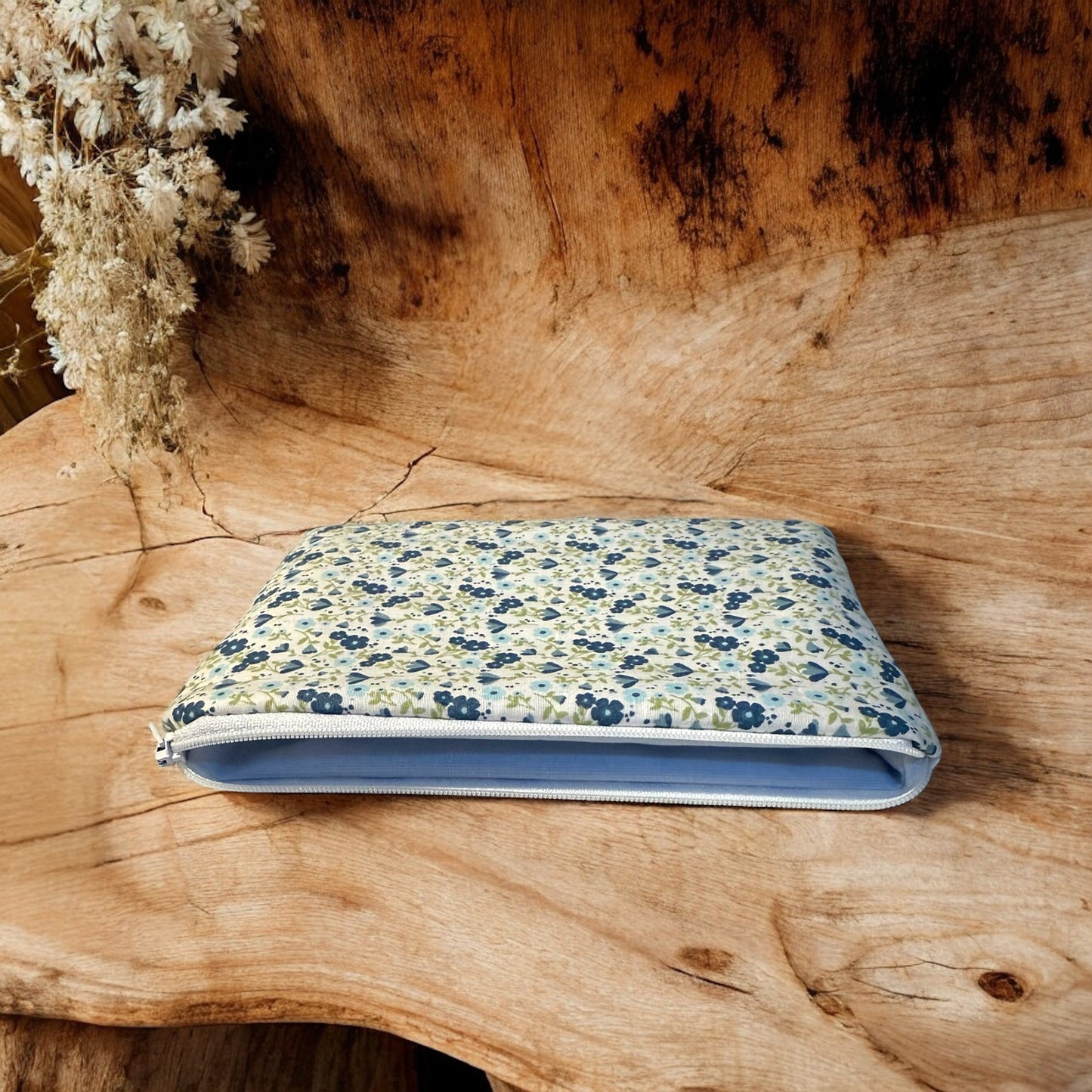 Kindle Cover Blue Poppy