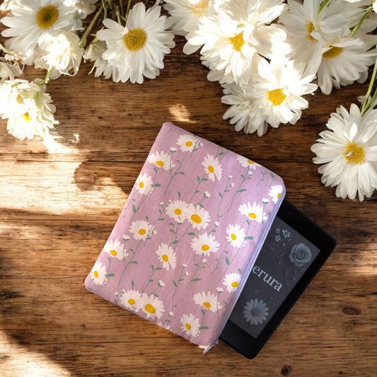 Kindle Cover Camilla